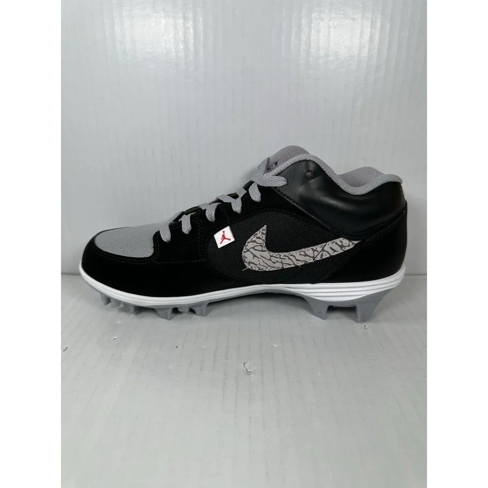 Jordan Stadium 90 Low TD Black Cement Football Cleats HQ0210-060 Men's Size 8.5